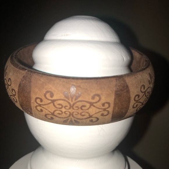 2 bracelets - wood and metal - Picture 3 of 3